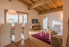 resorttirolniederwildenbachwohnzimmer.jpg